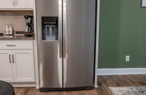 Biddleville House | Your Charlotte Basecamp - 10min to Everything