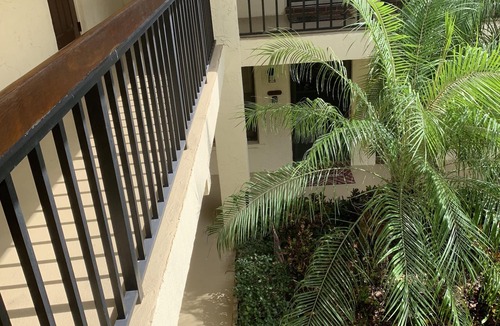 Clearwater Condo | Your Getaway to Sunny Paradise awaits you!