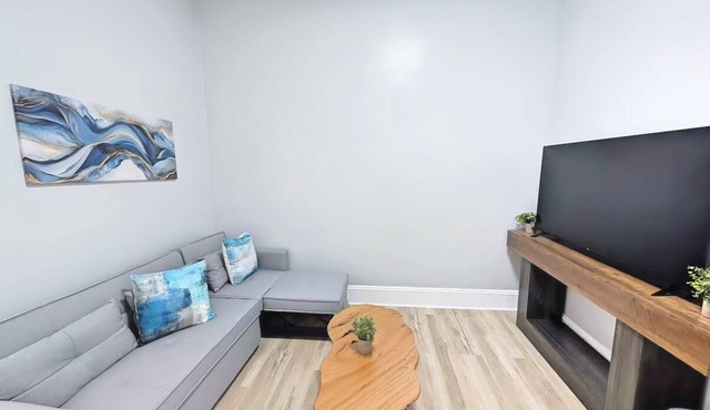 1BR Hoboken with Fast WiFi & Easy PATH to Manhattan