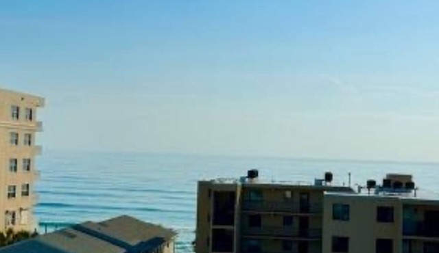 2 bedroom condoin Daytona beach with breathtaking sunrises and sunsets