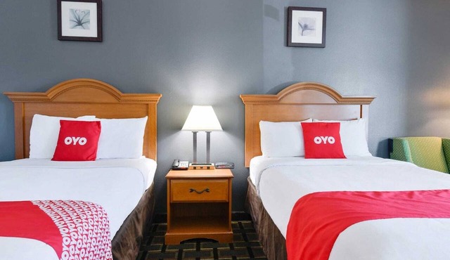 2 Full Bed | Accessible