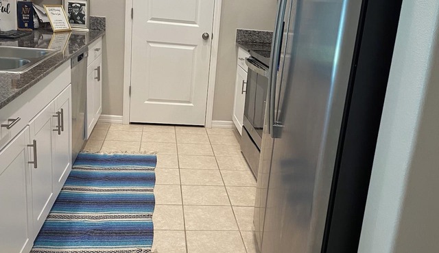3-bedroom condo in tranquil Wimauma with AC comfort