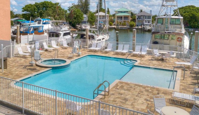 305 - Madeira Bay Resort