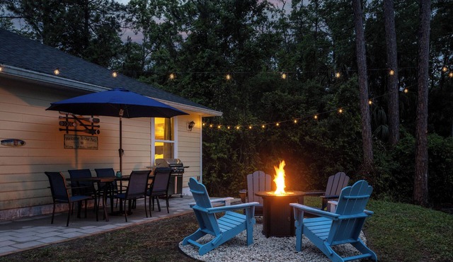 3BR Family Retreat Beach & Old City Sleeps 8