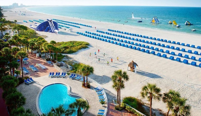 3x Gulf Front View With Balcony 2 Queen Beds at Island Grand at TradeWinds
