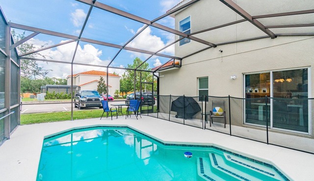 4BR Bella Vida Townhome with Pool