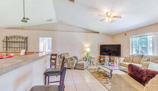 5 Mi to World Equestrian Center: Cozy Ocala Abode