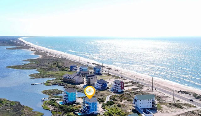 6 Bdrm, Ocean and Sound Views, Game Room, Theater, DOGS OK, Elevator, Pool, Kiddie Pool, Hot Tub
