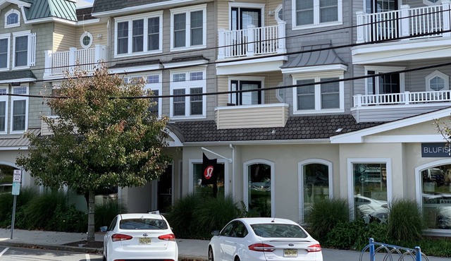 Adorable Beach Retreat Nestled in the Heart of Avalon!