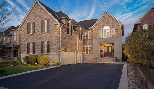 Affluent Guest House