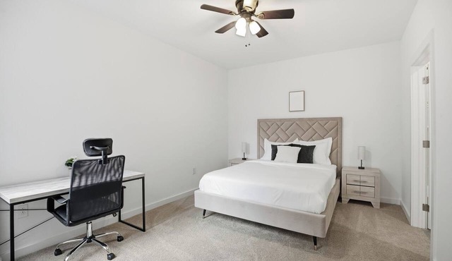 Attractive 1BR/1BA apartment at Fairmount Square