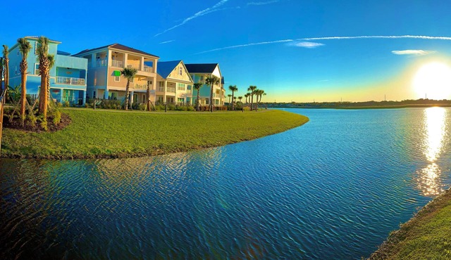 Barefoot Bungalow at Margaritaville | Sleeps 8!