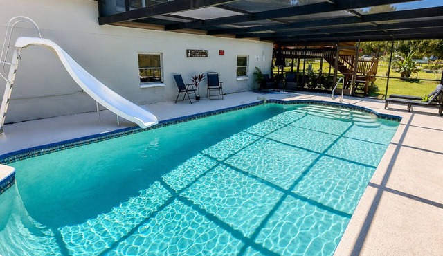 Bass Lake Retreat, Lakefront Pool, Fishing, Game Room & Sunset Views