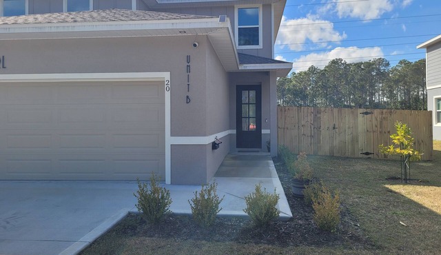 Beach Bliss Awaits: Cozy VRBO Just 15 Minutes from the Shore!