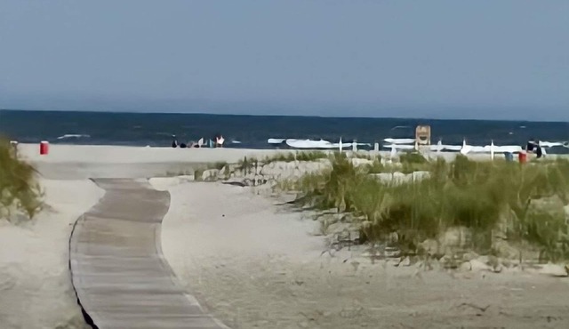 Beach Colony Motel
