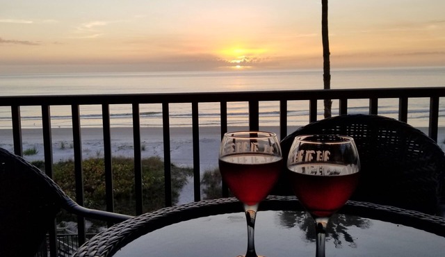 Beach Life: You are ON The BEACH! 3-bdrm Condo , heated pool, white sandy beach
