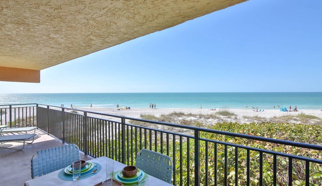 Beach Oasis! Beachfront Condo with Unforgettable Sunsets, Heated Pool, WiFi