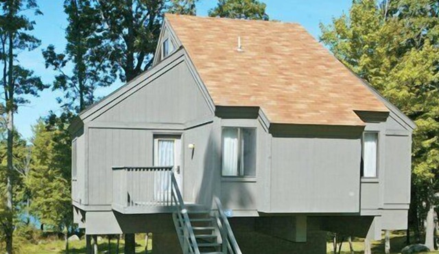 Beautiful 2 bedroom unit at resort, sleeps 6
