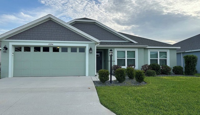 Beautiful Home in The Village FL in the Sawgrass Grove and Eastport area.