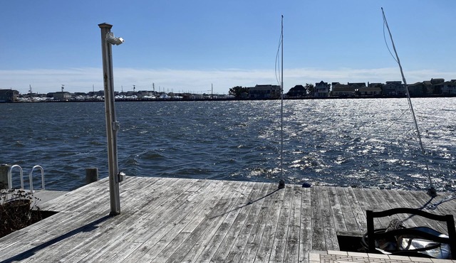 Beauty On The Bay - Bring Your Boat!