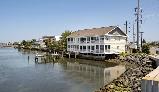 Bliss on the Bay by Seaside Vacations & Sales