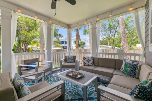 Boatyard Oasis - Modern Charm - Mins to Downtown