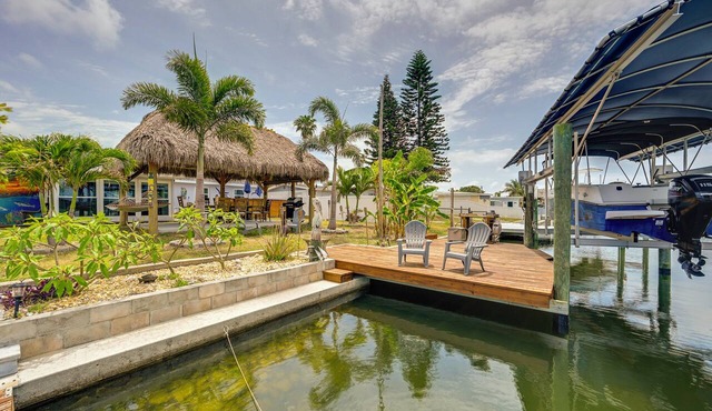 Canal-Front Oasis in Hudson: Patio + Private Dock!