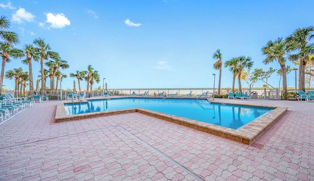 CBC 1-11B - 2 Bedroom Gulf Front Condo with pool & Hot tub!