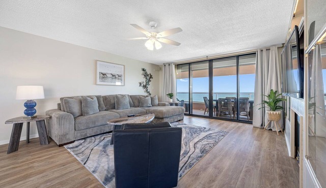 💓CBC 1-17G – Amazing Gulf & Intercoastal Views, pool, gym, pickleball, sauna!