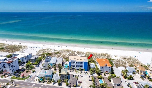 Chambre 205 - Pool, Hot Tub, Walk to John's Pass!