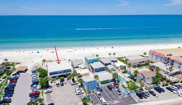 Chateau 4E- Beachfront Condo with Great Discounts!
