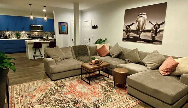 Chic & Cozy Tampa