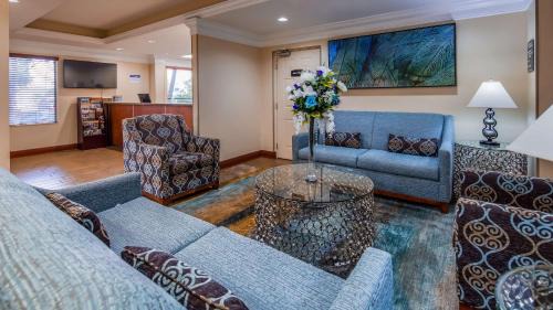 Comfort Inn & Suites Bradenton North I-75