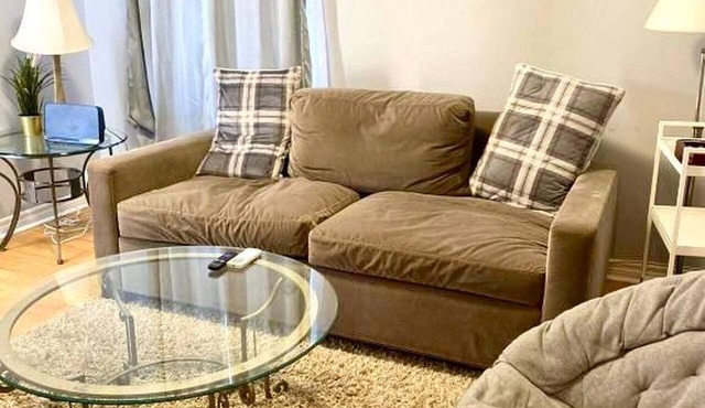 Comfortable 2-Bedroom Apartment in Laval, 2 Parking Spaces, Optional Car Ren