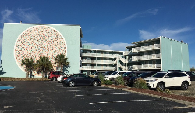 Comfortable Condominium on the Beach