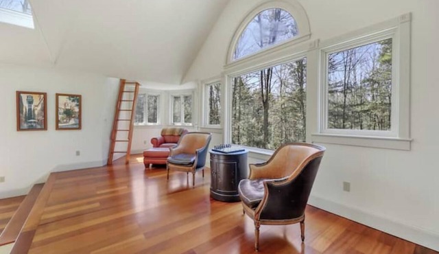 Country Castle-Total privacy-just a few minutes from center of Great Barrington in Great Barrington