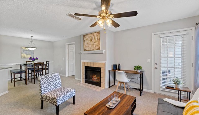 Cozy 2BR Home Steps from UGA & Downtown Athens GA
