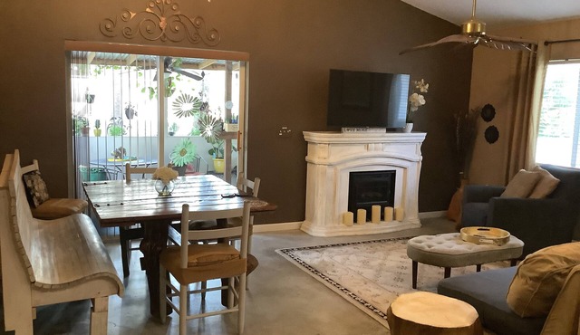 Cozy living,Quiet neighborhood!