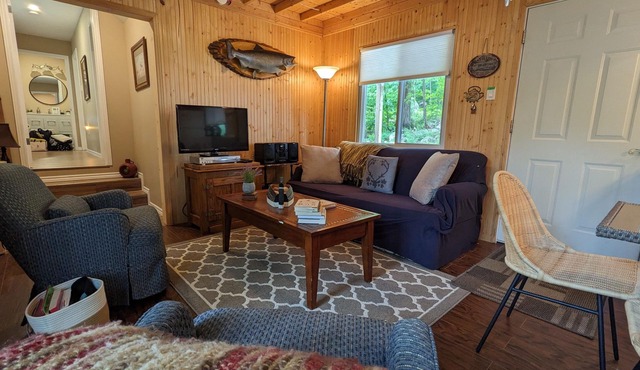 Create Lasting Memories in Tranquil Northern Ontario: Your Family Retreat Awaits