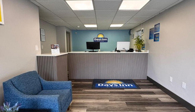Days Inn by Wyndham Gainesville Hospital - University Area