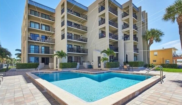 Direct Gulf Front Balcony overlooking the Sparkling Turquoise Waters of the Gulf of Mexico~ Sleeps 5 TS503