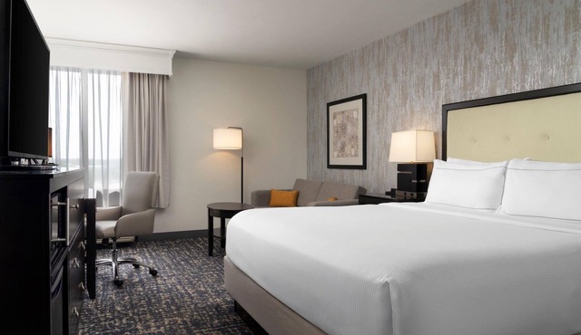 DoubleTree by Hilton Richmond - Midlothian