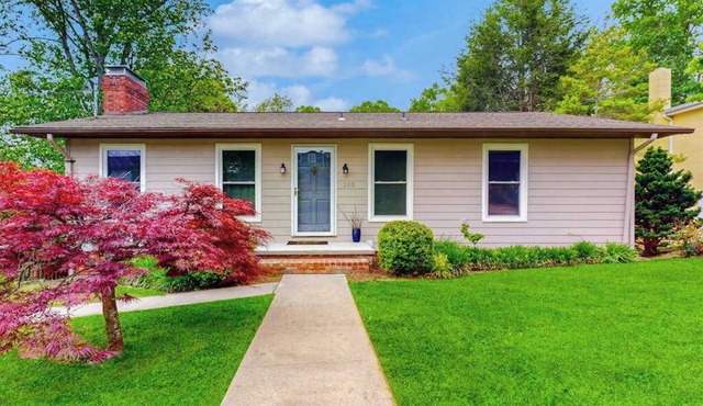 Experience 'Sunny Retreat' in Lake Junaluska - Cozy Sunroom, Pool, Trails, More
