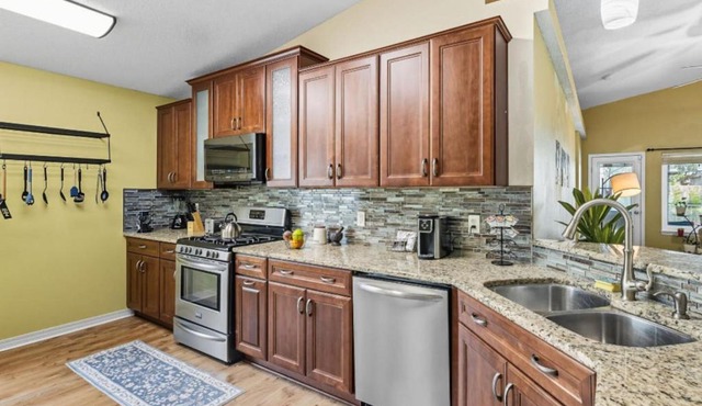 Family Milton Home with Private Pool