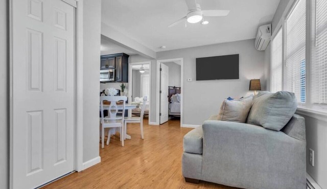 Free Parking | Pet Friendly | Wsher/Dryer | Coffee