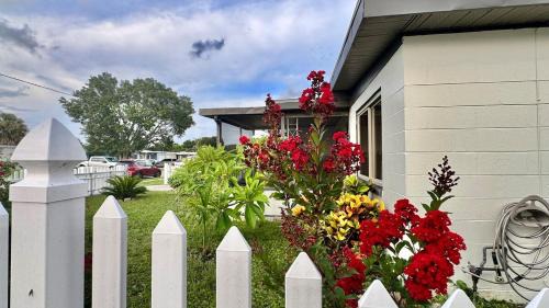 Fully Renovated Cozy Home Away from Home