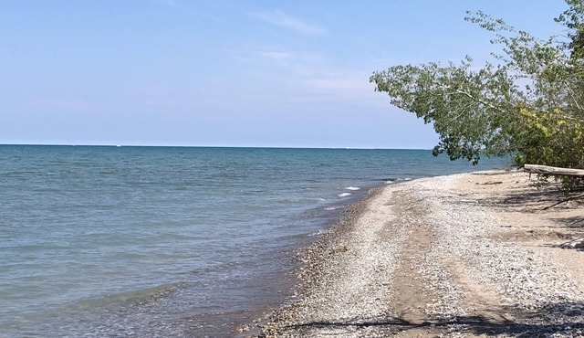 Goderich Lake Huron Cottage : A beautiful, modern new home with rooftop deck