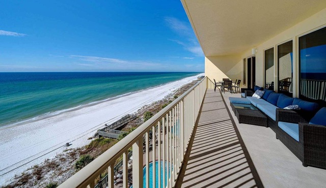 Gulf Crest 702, Spacious Gulf Front GRAND balcony, 2 beach chairs included