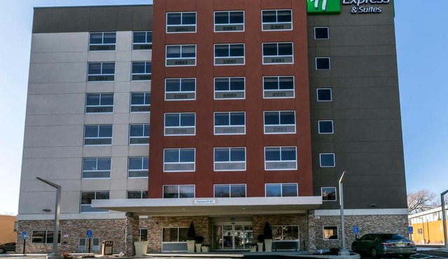 Holiday Inn Express & Suites Jersey City North - Hoboken by IHG