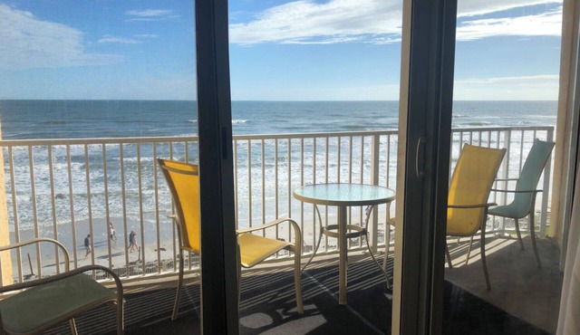 July 4th SPECIAL! Best of Both Worlds! Direct Ocean Front and Flagler Ave!